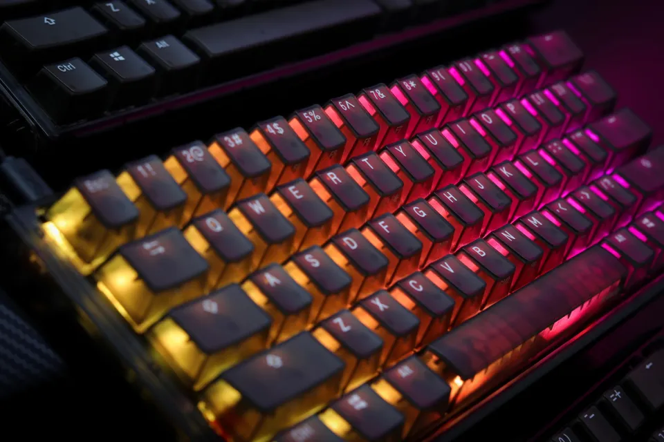 Ducky Professional Gaming Mechanical Keyboard One 3 Mini Aura Black - Cherry MX RGB Brown [Tactile], photo 6